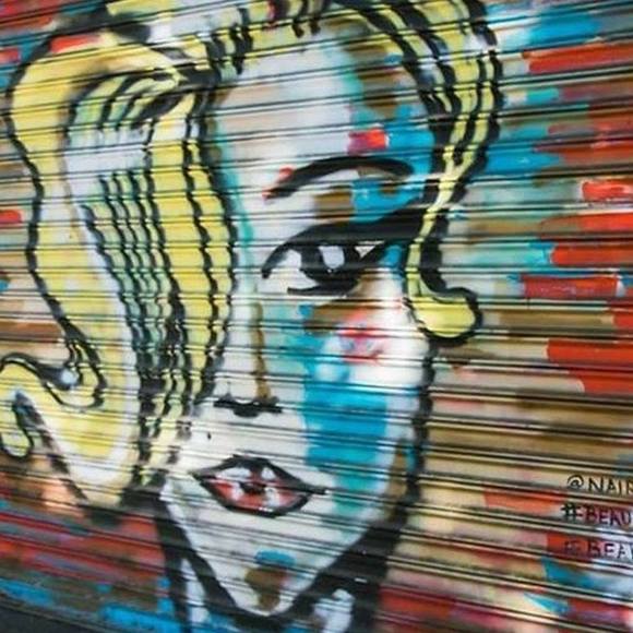 Meet your Posher, Heather - Picture 1 of 1